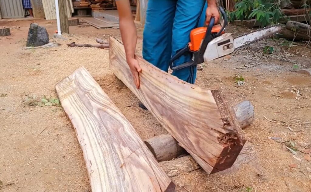 Настенная двухъярусная полка из дерева своими руками Настенная двухъярусная полка из дерева своими руками