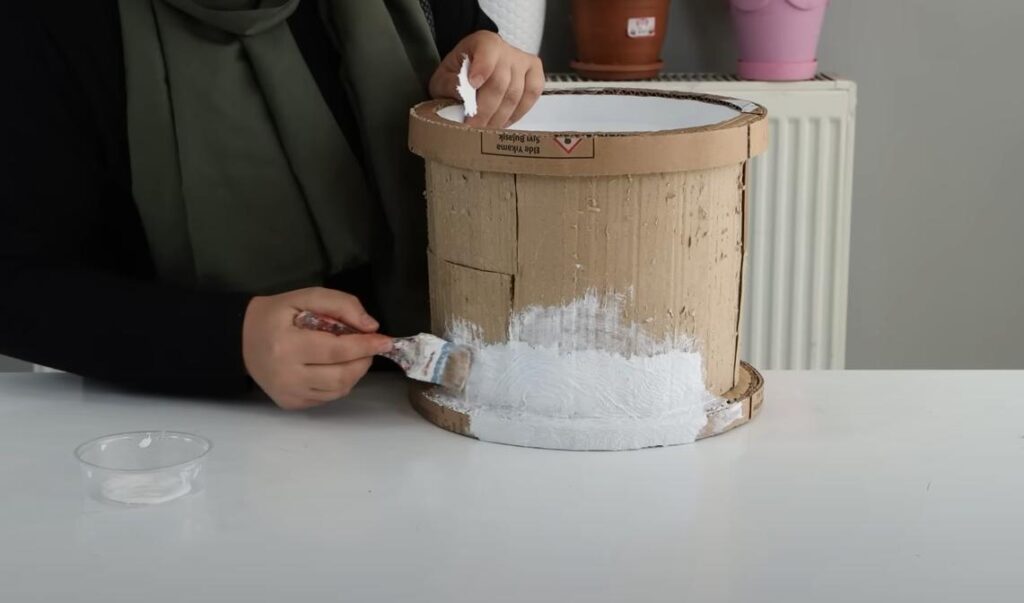Как из пластикового ведра сделать оригинальное кашпо для сада и дачи