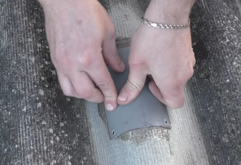 Крыша: три способа починить шифер. Дёшево и надёжно!