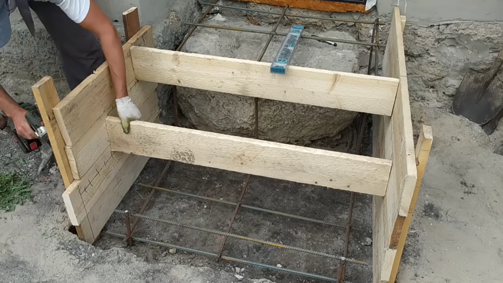 Правильная бетонная отмостка своими руками Правильная бетонная отмостка своими руками