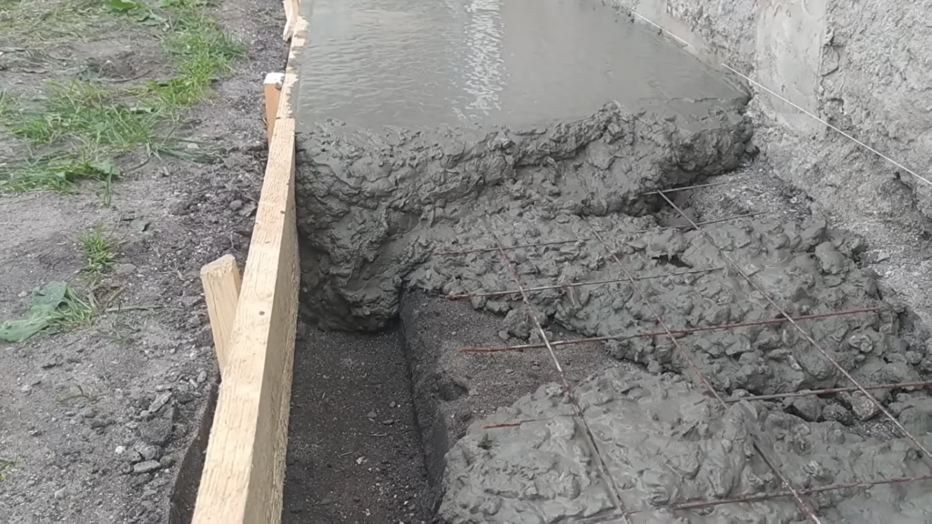 Правильная бетонная отмостка своими руками