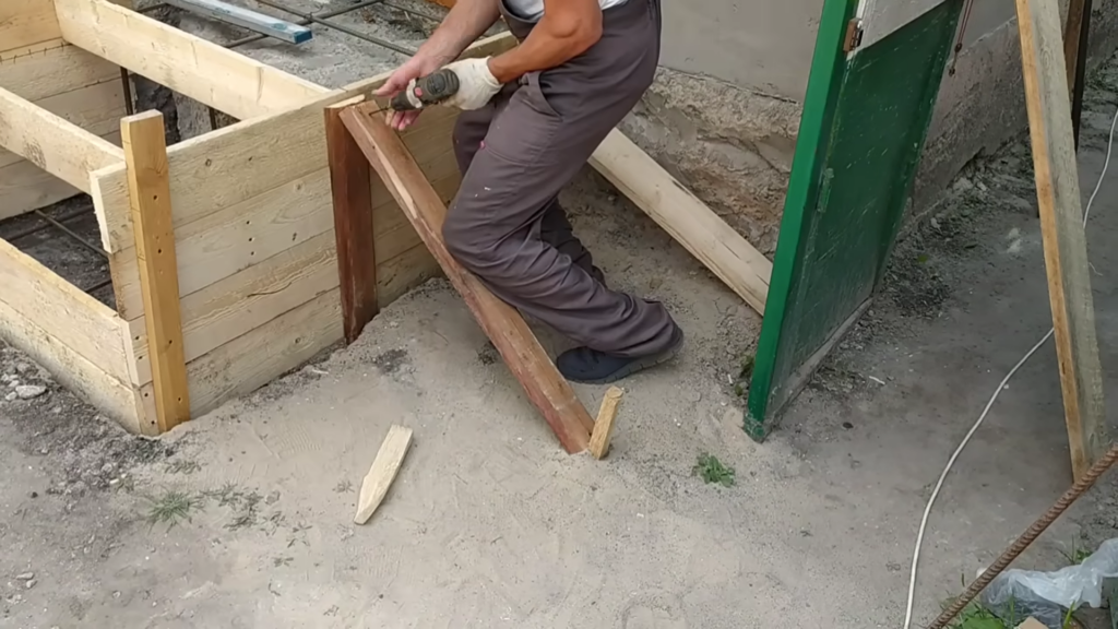 Правильная бетонная отмостка своими руками