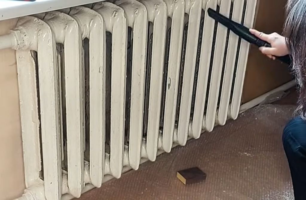 Чугунный радиатор - в винтажного красавчика. Из простых и доступных материалов