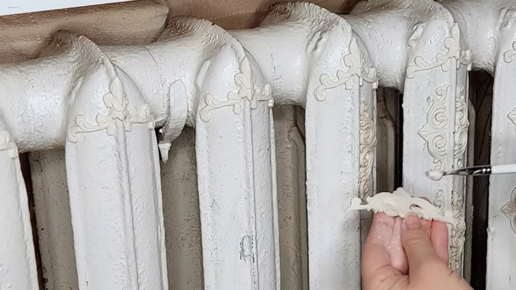 Чугунный радиатор - в винтажного красавчика. Из простых и доступных материалов