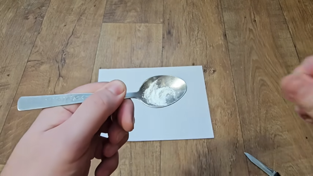 Простой секрет ремонта треснувшей подошвы