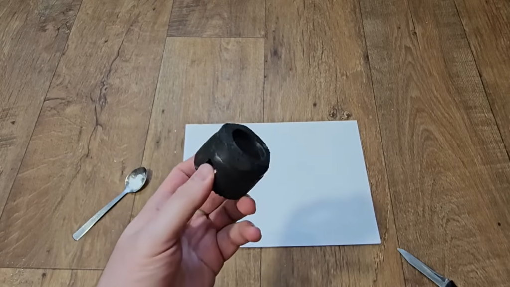 Простой секрет ремонта треснувшей подошвы