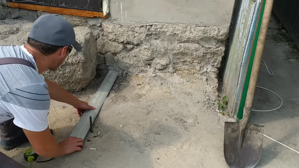 Правильная бетонная отмостка своими руками Правильная бетонная отмостка своими руками