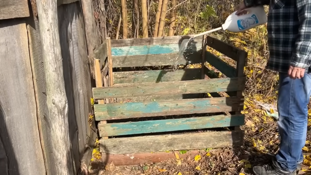 Картон на грядках - настоящий тренд! Картон на грядках - настоящий тренд!