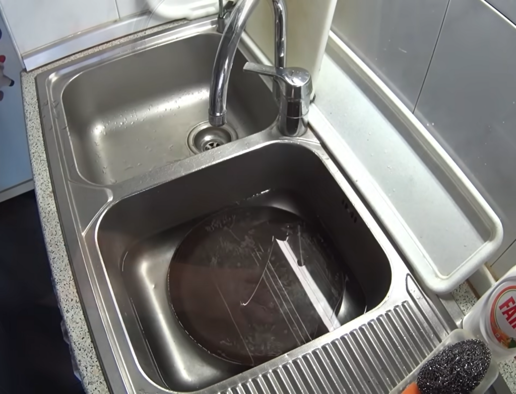 Старую, ржавую чугунную сковороду - восстановить!