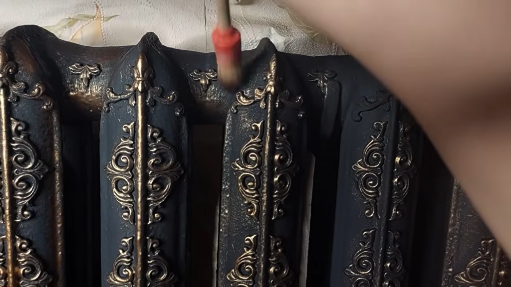 Чугунный радиатор - в винтажного красавчика. Из простых и доступных материалов