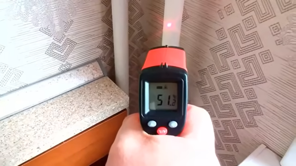 Радиатор наполовину холодный. Причина и как решить? Радиатор наполовину холодный. Причина и как решить?